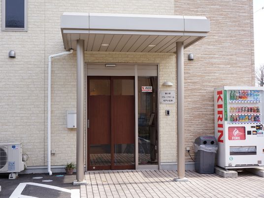 清潔感のあるエントランス