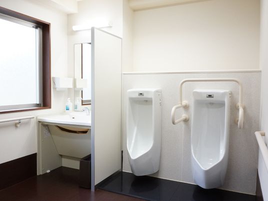 清潔な洗面・トイレ空間