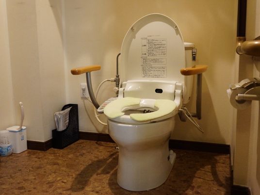 バリアフリーのトイレ設備