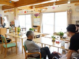 居心地の良い共有ラウンジ