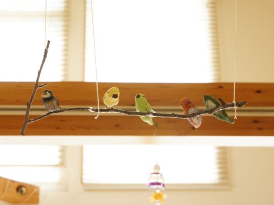 手作り鳥の装飾品