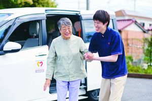 サポートするスタッフ