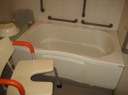 バリアフリー浴室設備