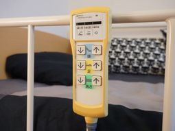 多機能ベッドのリモコン