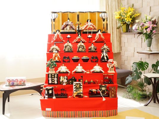 節句飾りのある部屋