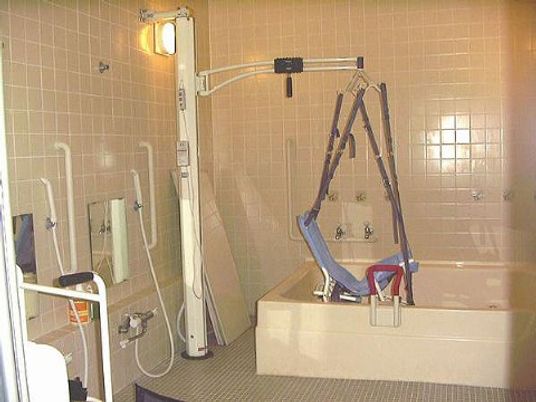 バリアフリー浴室設備