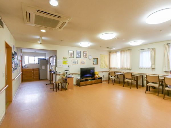 共有スペースの清潔な室内