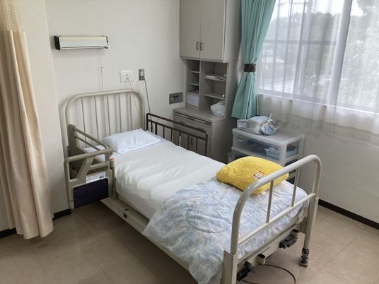 自然光の差し込む居室