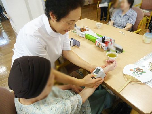 利用者のケアの様子