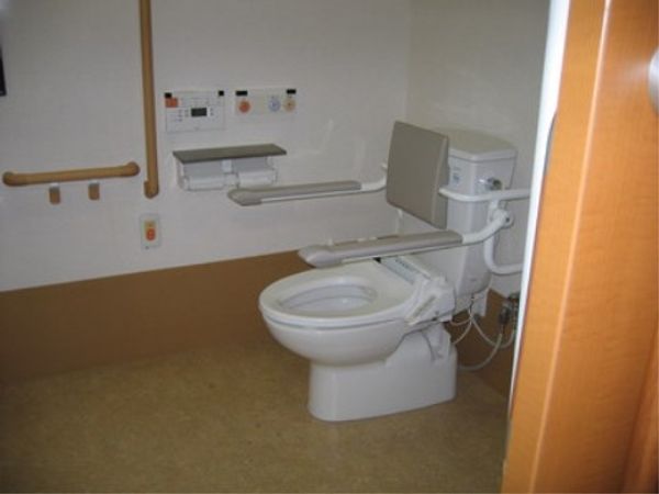 安全な設備が整うトイレ