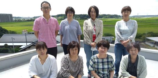 スタッフ集合写真