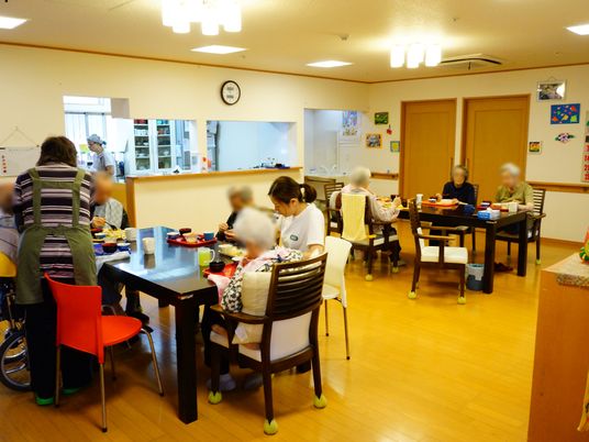 利用者の食事風景