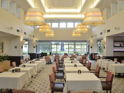 広々とした食堂