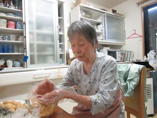 高齢者のキッチン活動