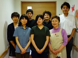 スタッフ集合写真