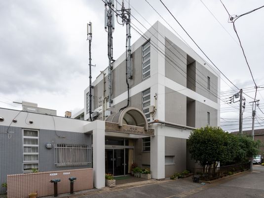 親しみやすい入り口