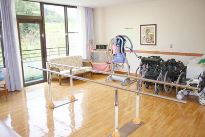 明るい機能訓練室