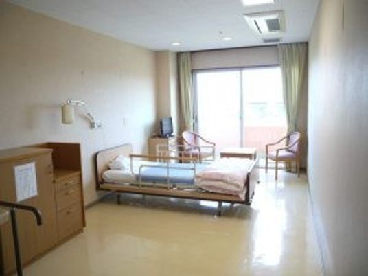 明るい居室  