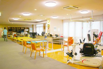 明るい機能訓練室