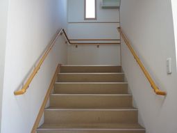 階段と手すりの安全設計