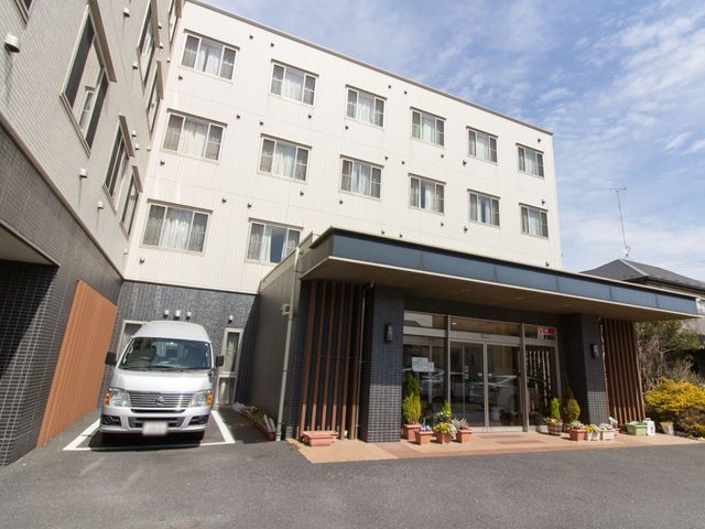 快適な施設のエントランス