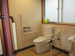 バリアフリートイレ