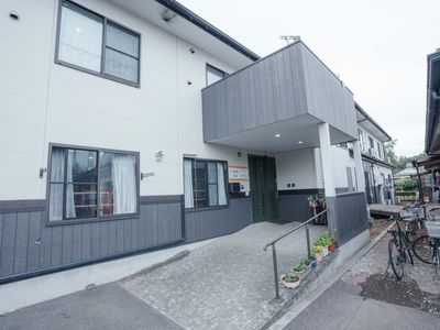 清潔な建物のエントランス