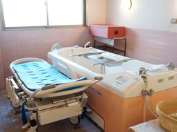 清潔な浴室設備