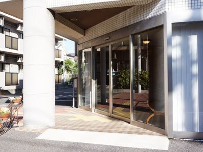 明るいエントランス