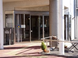 明るいエントランス