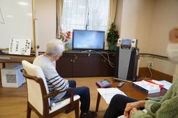 リビングカラオケ機材