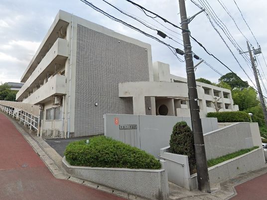 外観の建物前  