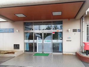 広いエントランス玄関