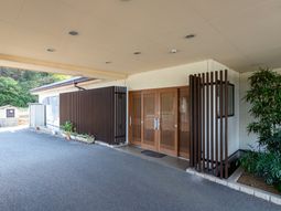 落ち着いた雰囲気の玄関