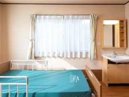 自然光が差し込む居室