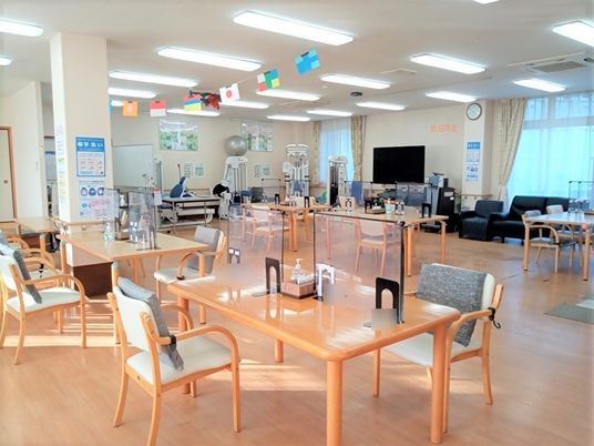 明るい空間の訓練室