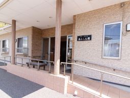 エントランスの外観