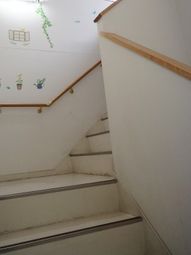 手すり付き階段