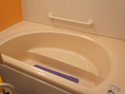 安全手すり付き風呂