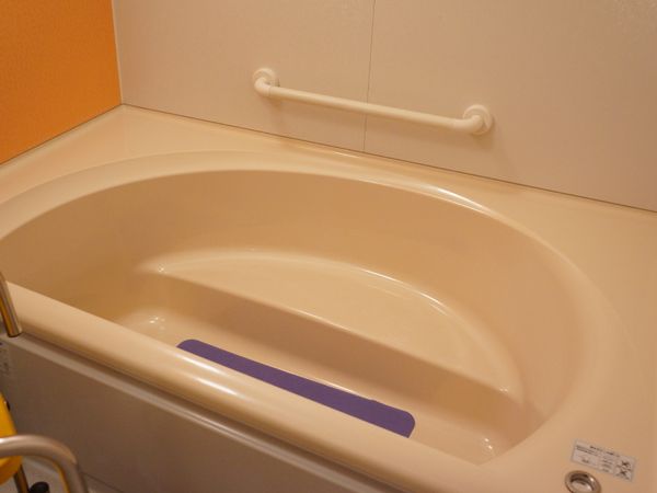 安全手すり付き風呂