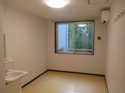 清潔な個室の居室