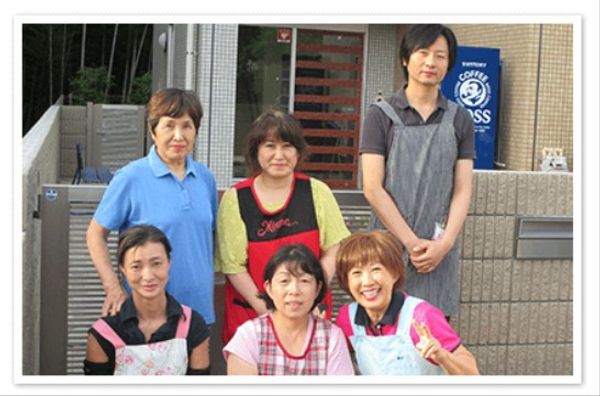 元気なスタッフの集合