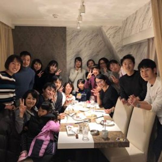 人々が集う居室