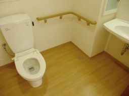 清潔なトイレ設備