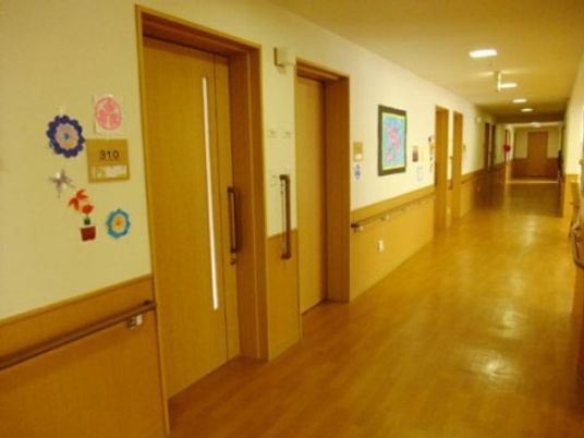 温かみのある廊下