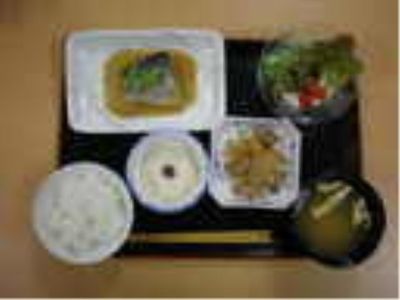 栄養満点の食事セット