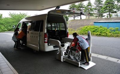 介護支援の様子エントランス