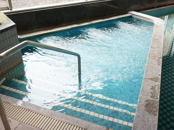 清潔な浴室の一角