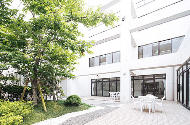 葵の園・市川の外観