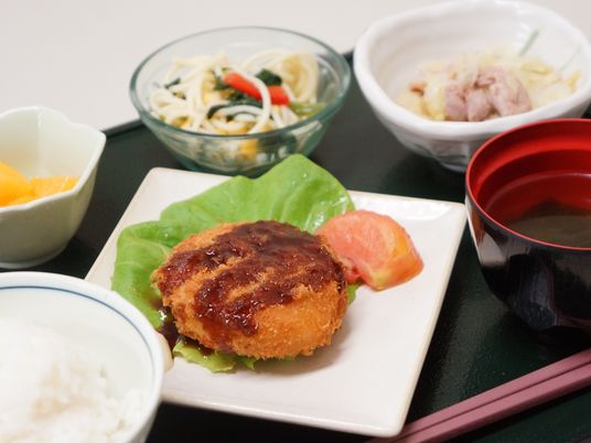 バランスの取れた食事提供